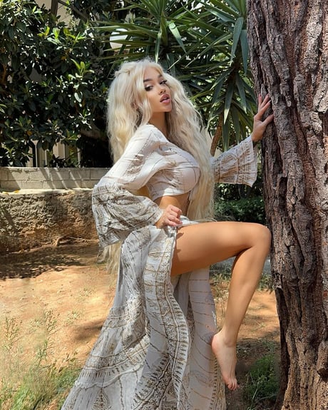 מארחת חברה אמיתית בלונדינית – ירושלים