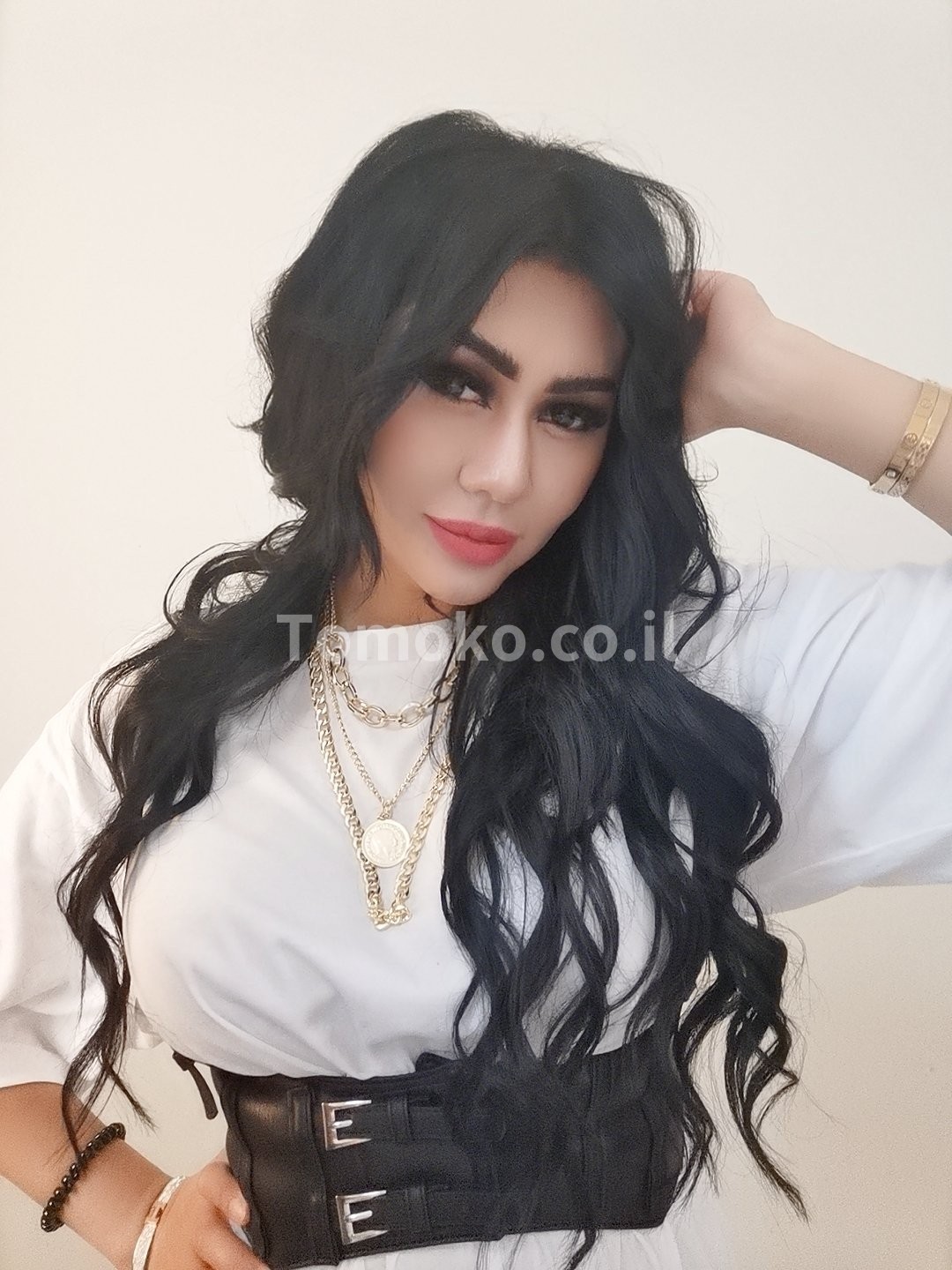 בצפון הארץ • בעלת ביטחון עצמי
