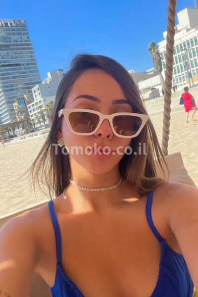 באיזור גוש דן • אלה • תמונות אמיתיות וחדשות • מרתקת • בת השכן • ישראלית דוברת עברית