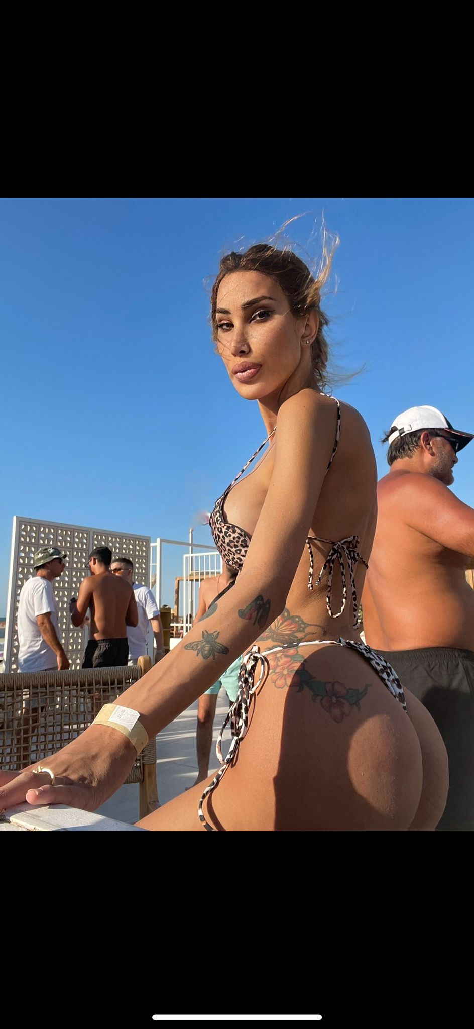 נטלי-ישראלית בהתחייבות -תל אביב