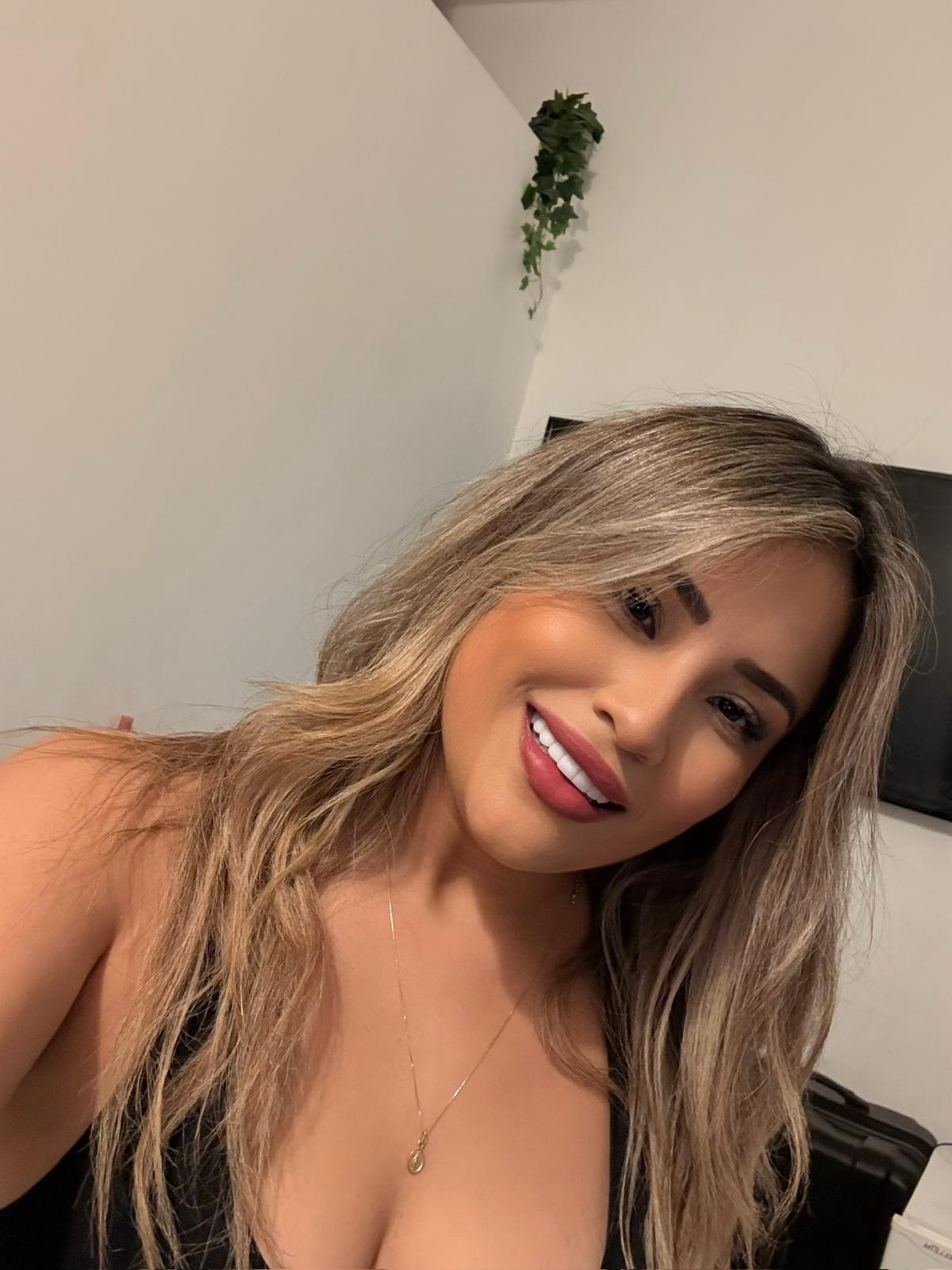 אלי בירושלים- תיירת ברזילאית