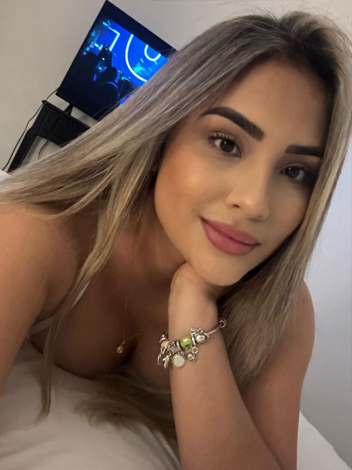 אלי בירושלים- תיירת ברזילאית