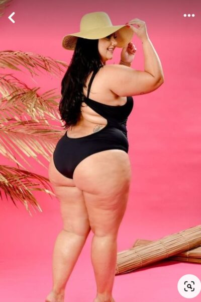 דיאנה -מבנה גוף סקסי ברזילאית תיירת 35 – בבת ים