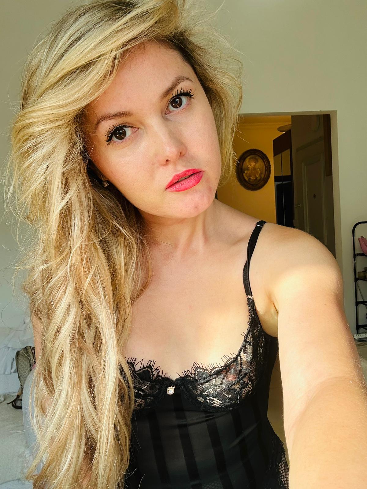 דיאנה-בת 32 תיירת מרוסיה-תל אביב