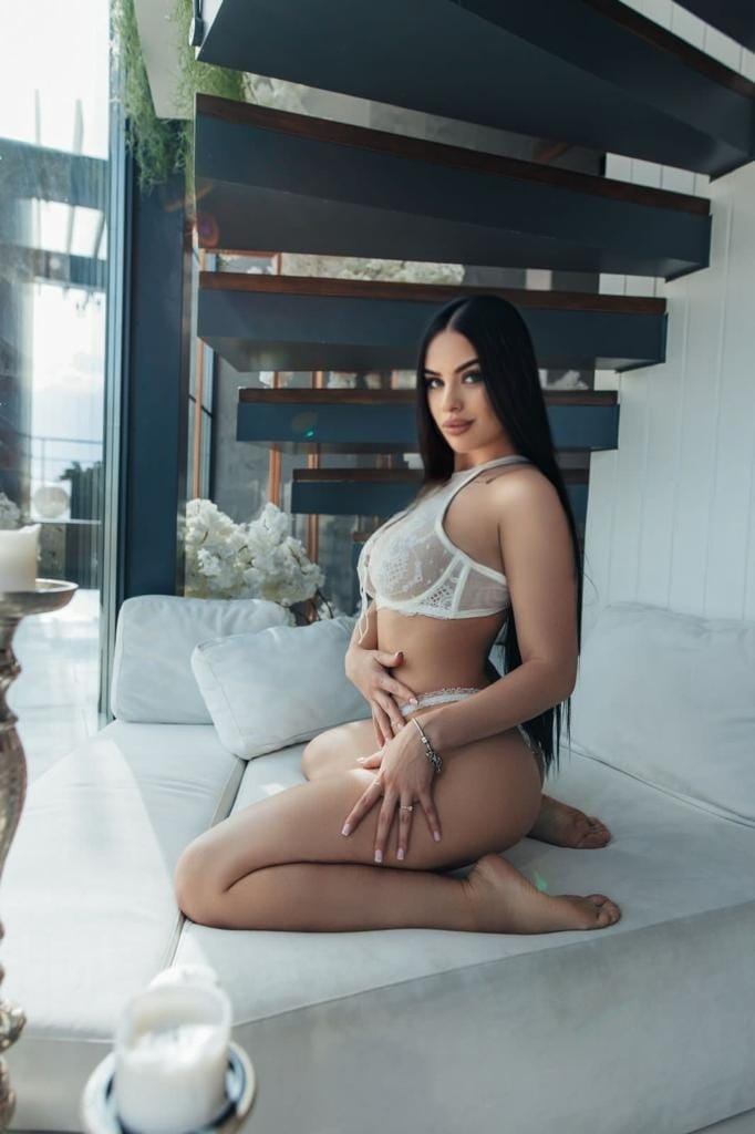 חולון- פצצה מארחת מפתה