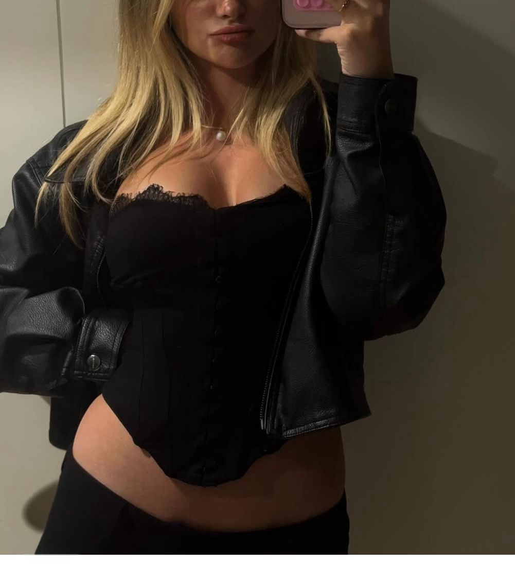 ישראלית תל אביב