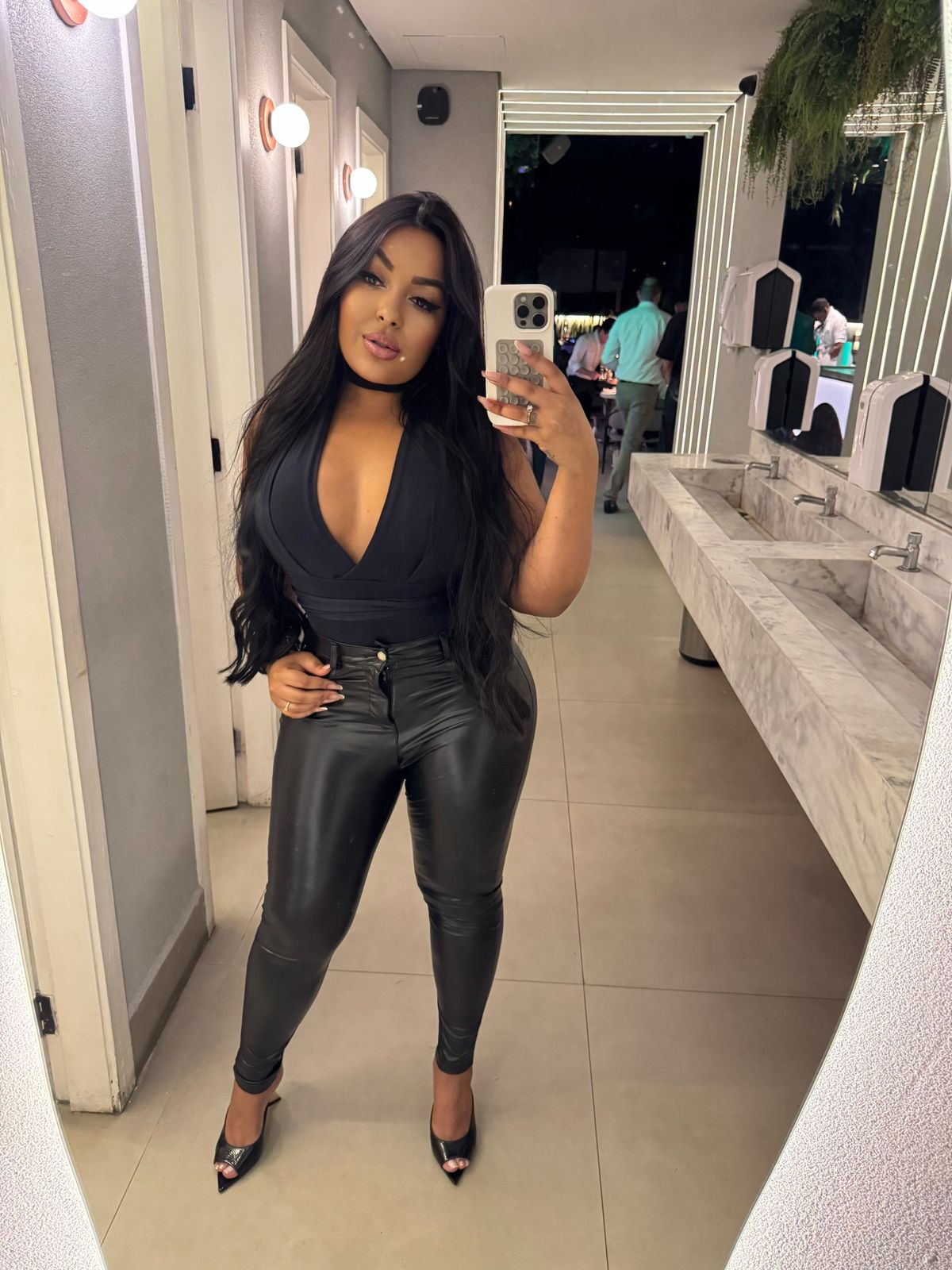 מאיה – מארחת כובשת -בירושלים