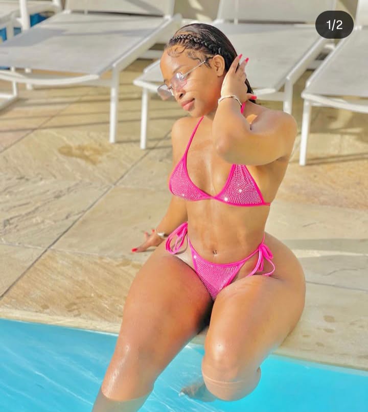 מבנה גוף סקסי אפריקאית תיירת באר שבע