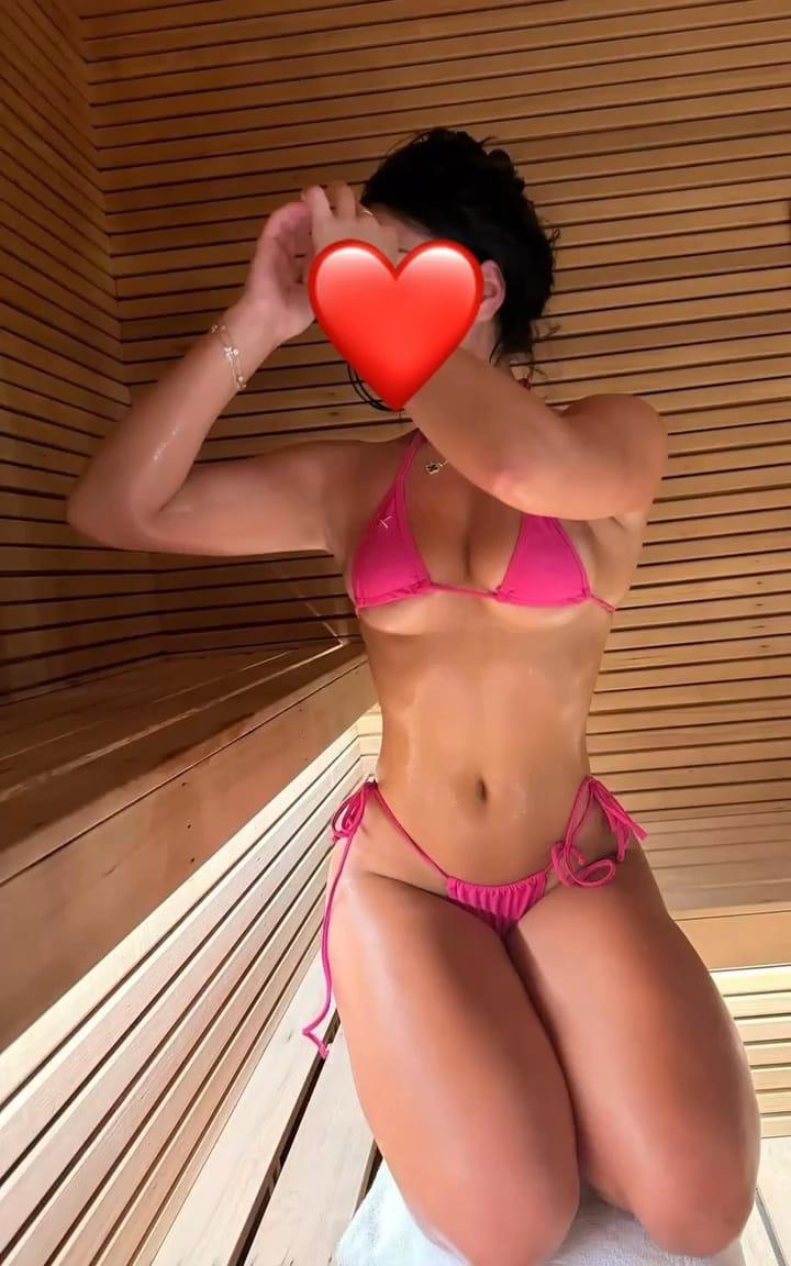 סופר סקסית – בכפר סבא