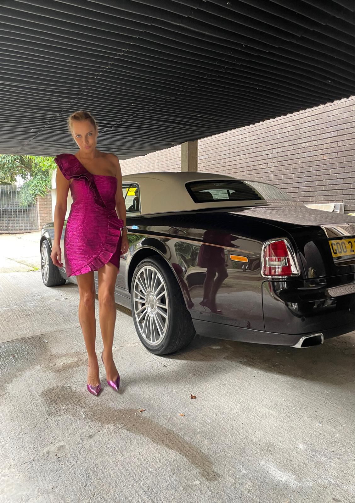 קריסטינה חדשה – בלונדינית 35 תיירת – תל אביב