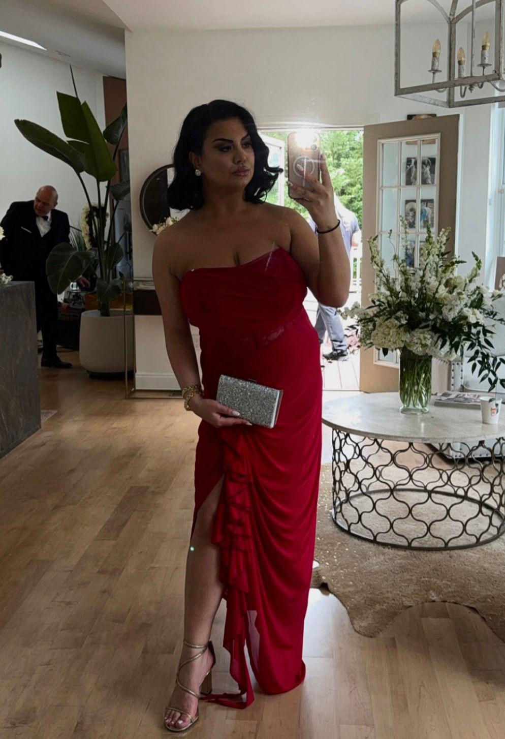 אנג'לינה בת 28 בחורה מחשמלת- בתל אביב