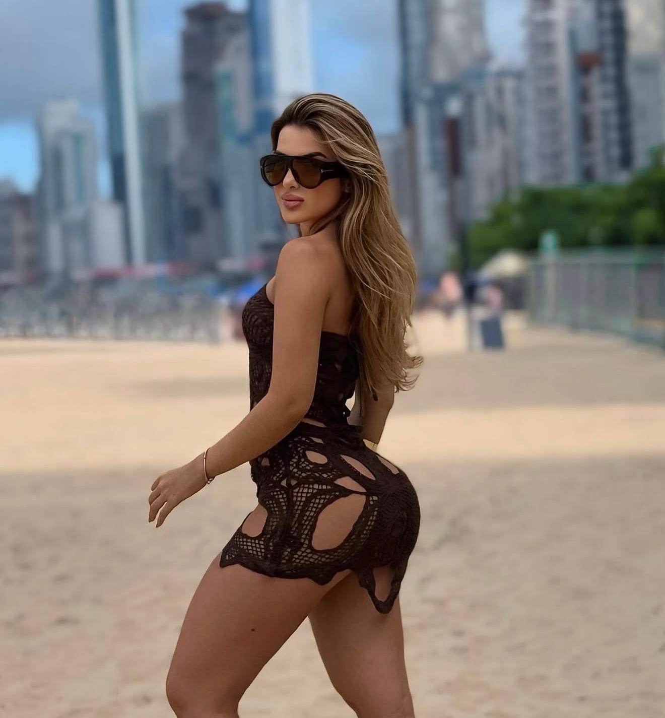 אריאל – ברזילאית סקסית- ירושלים