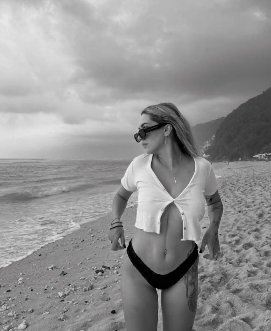 דנה תיירת בת 25 ספורטיבית-תל אביב