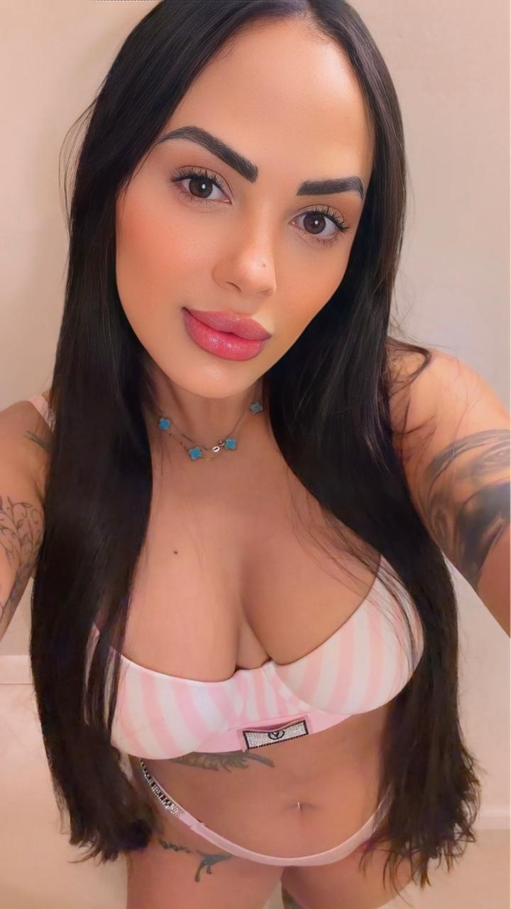 כוסית על ברזילאית תיירת-חיפה