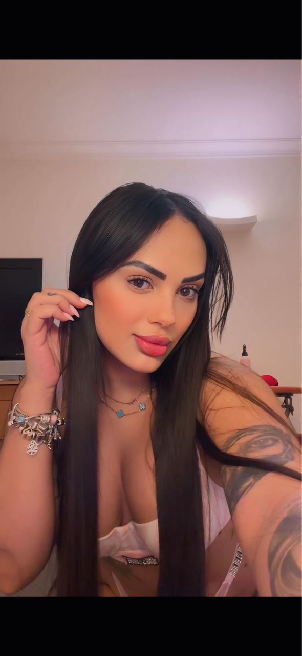 כוסית על ברזילאית תיירת-חיפה