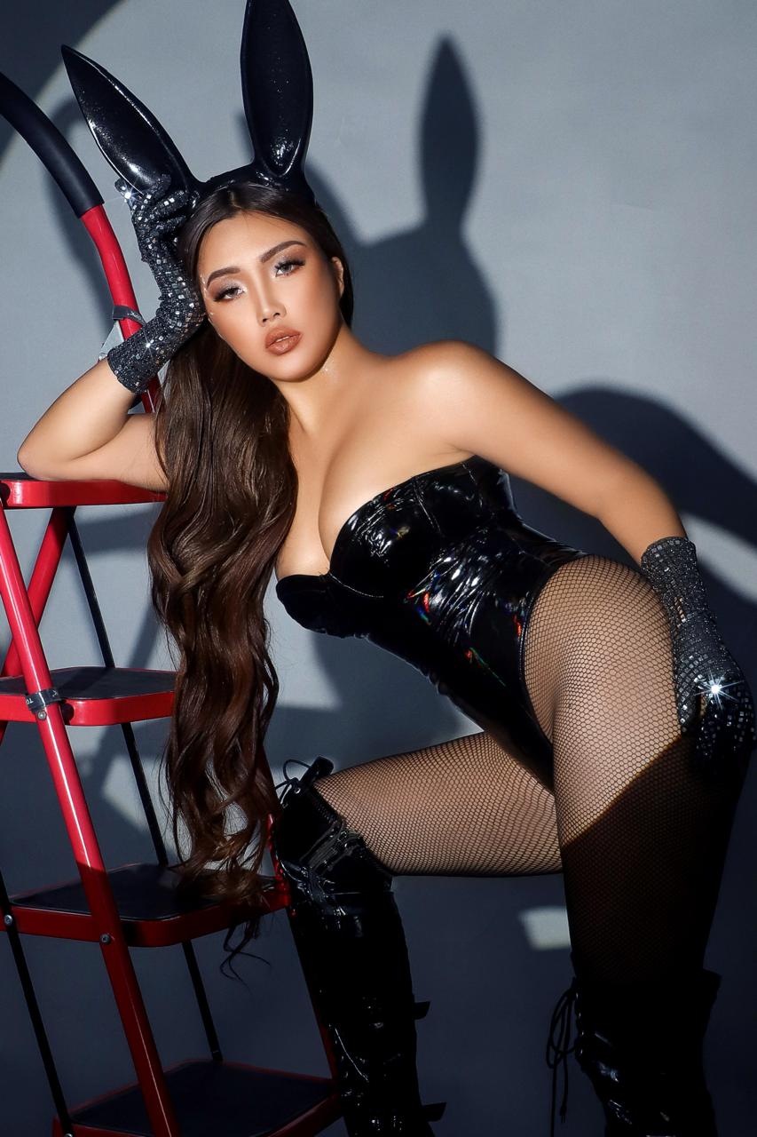 תל אביב בחורה מענגת 23 ברונטית