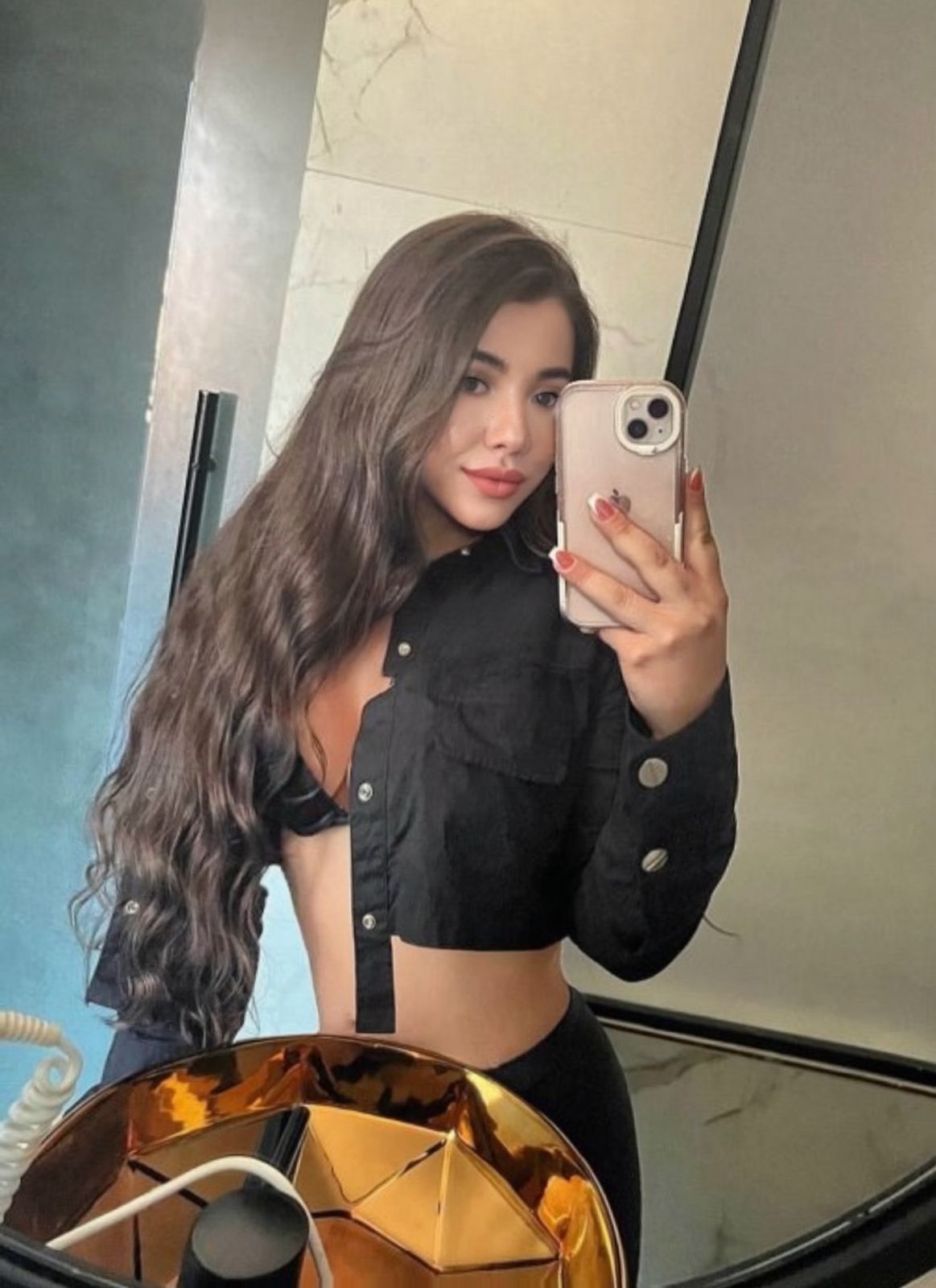 גיייד- תיירת מברזיל בת 25 בתל אביב