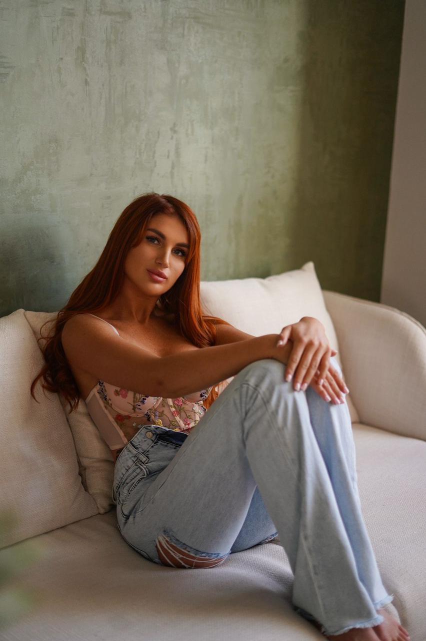 ליסה בת 22 תיירת- בתל אביב