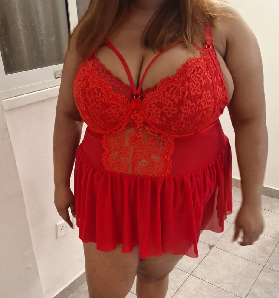 תיירת מגמייקה בתל אביב