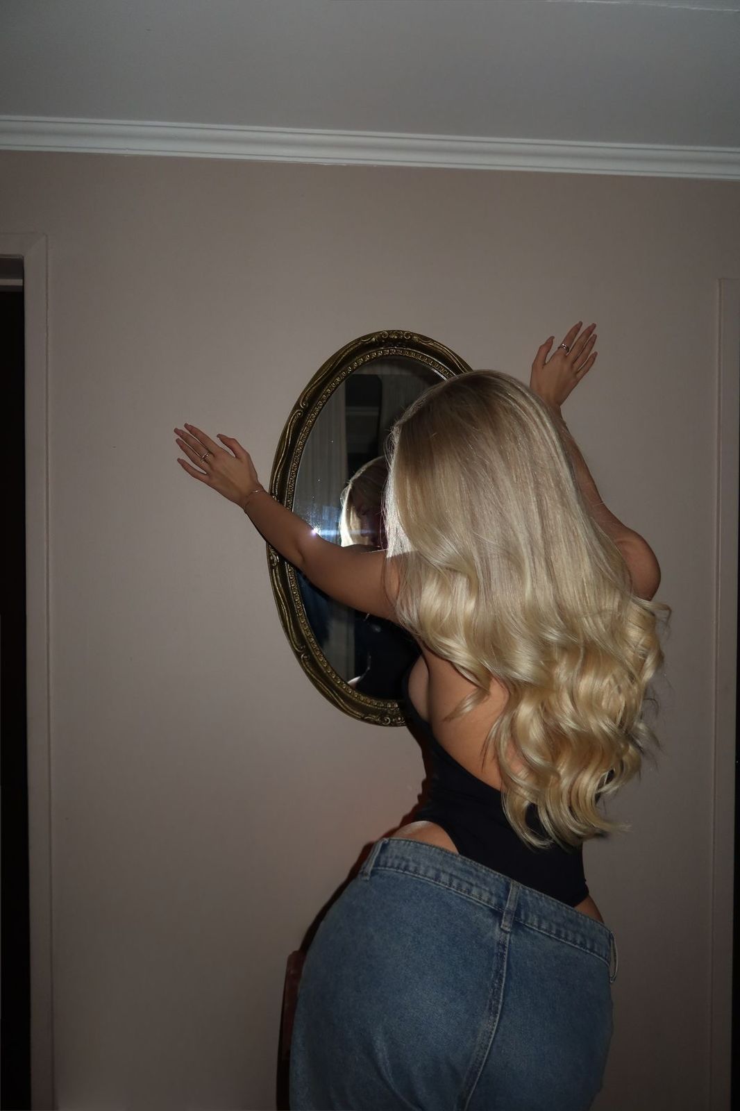 אלכסה בת 25 תיירת חדשה – תל אביב