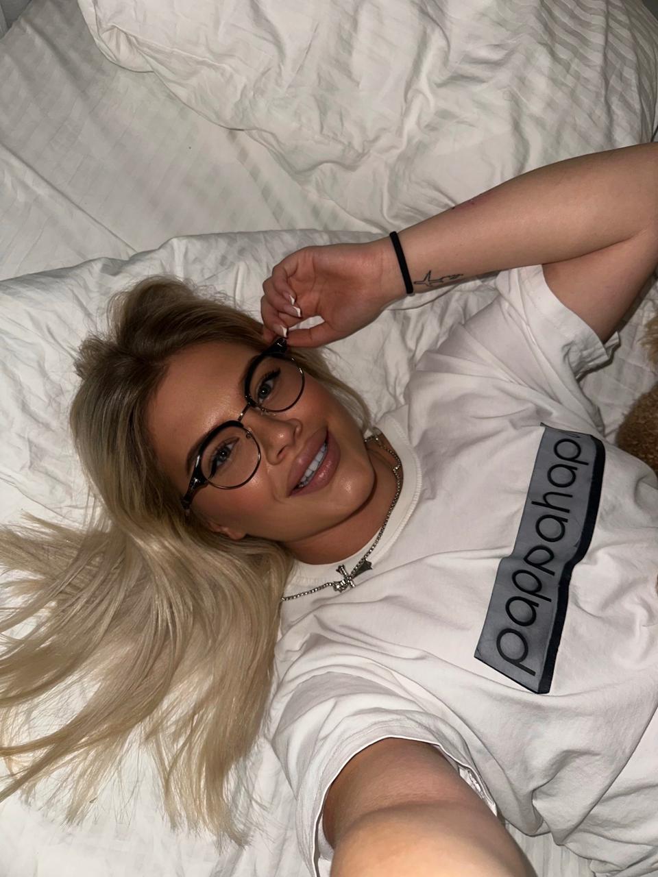 תל אביב-בת 19 בחורה מחול