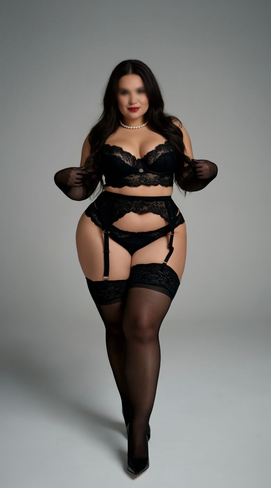 בתל אביב מעסה פצצה סקסית