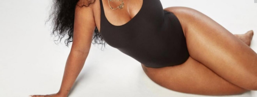 ללה בנתניה-אפריקאית תיירת