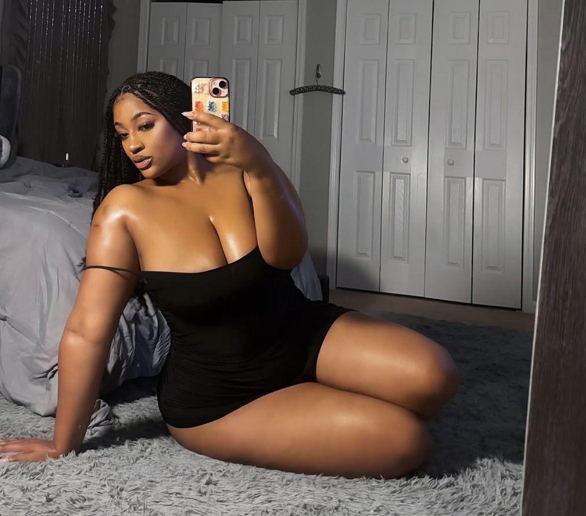 טשה חדשה – תל אביב מלאה במקומות הנכונים אפריקאית בת 23