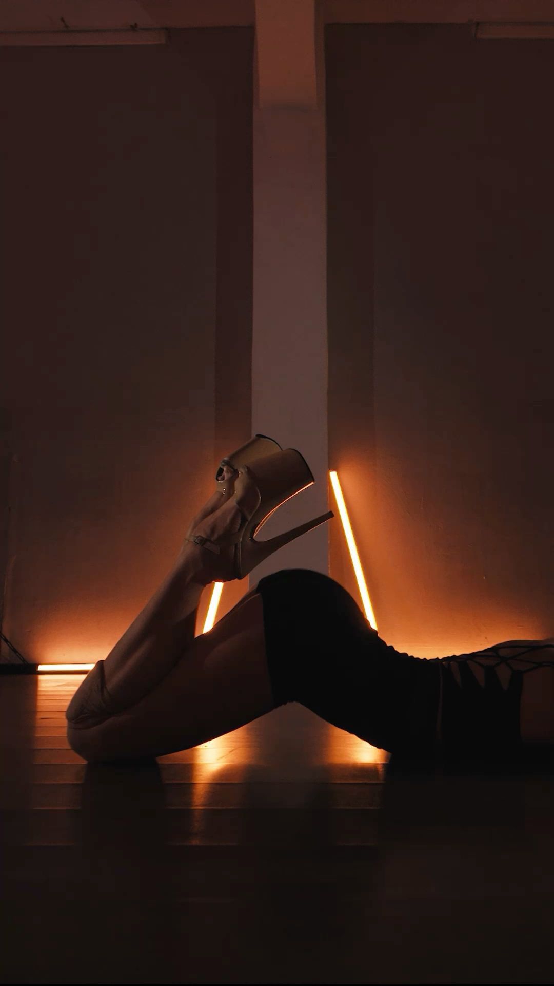 לולה כוסית בלונדה בחורה מלהיבה – תל אביב