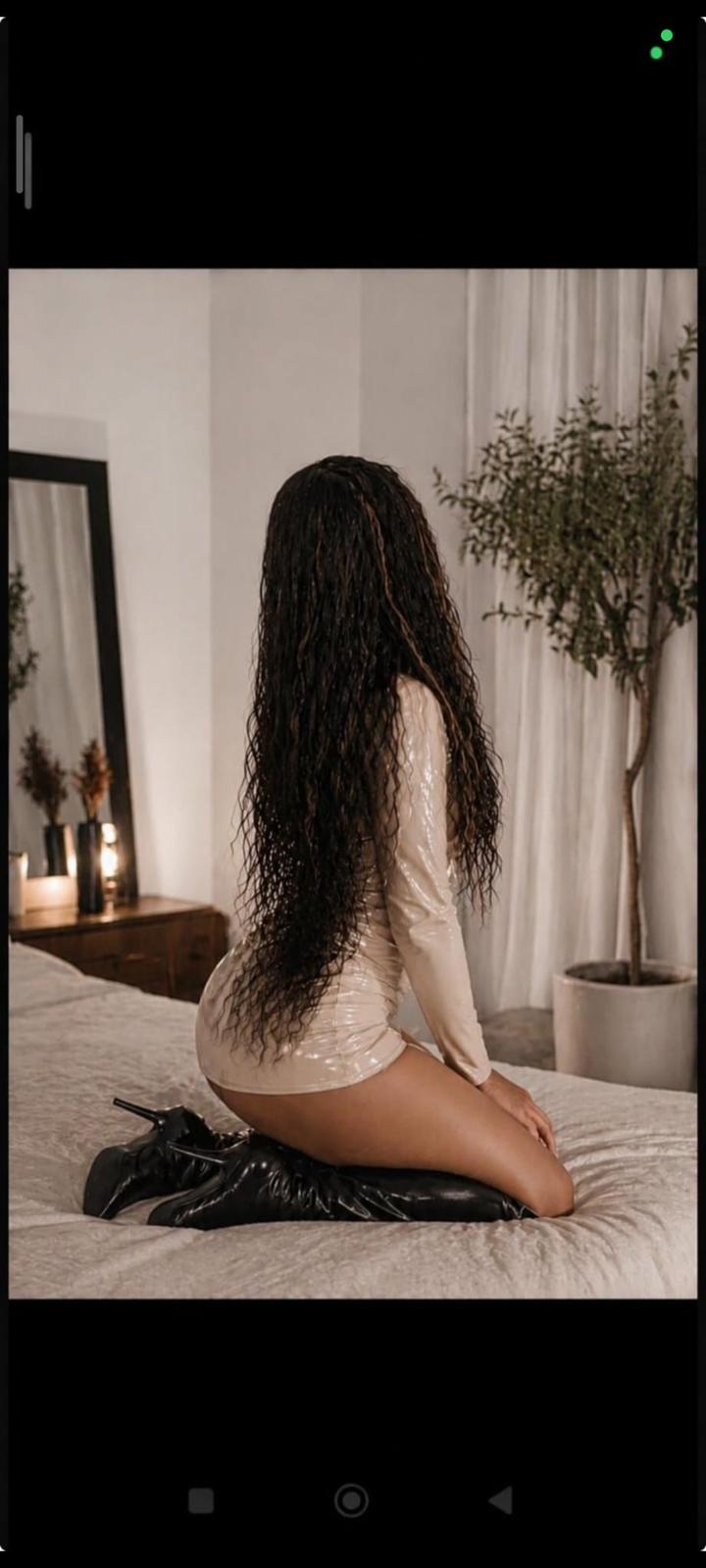אישה מבינה עניין -פתח תקווה
