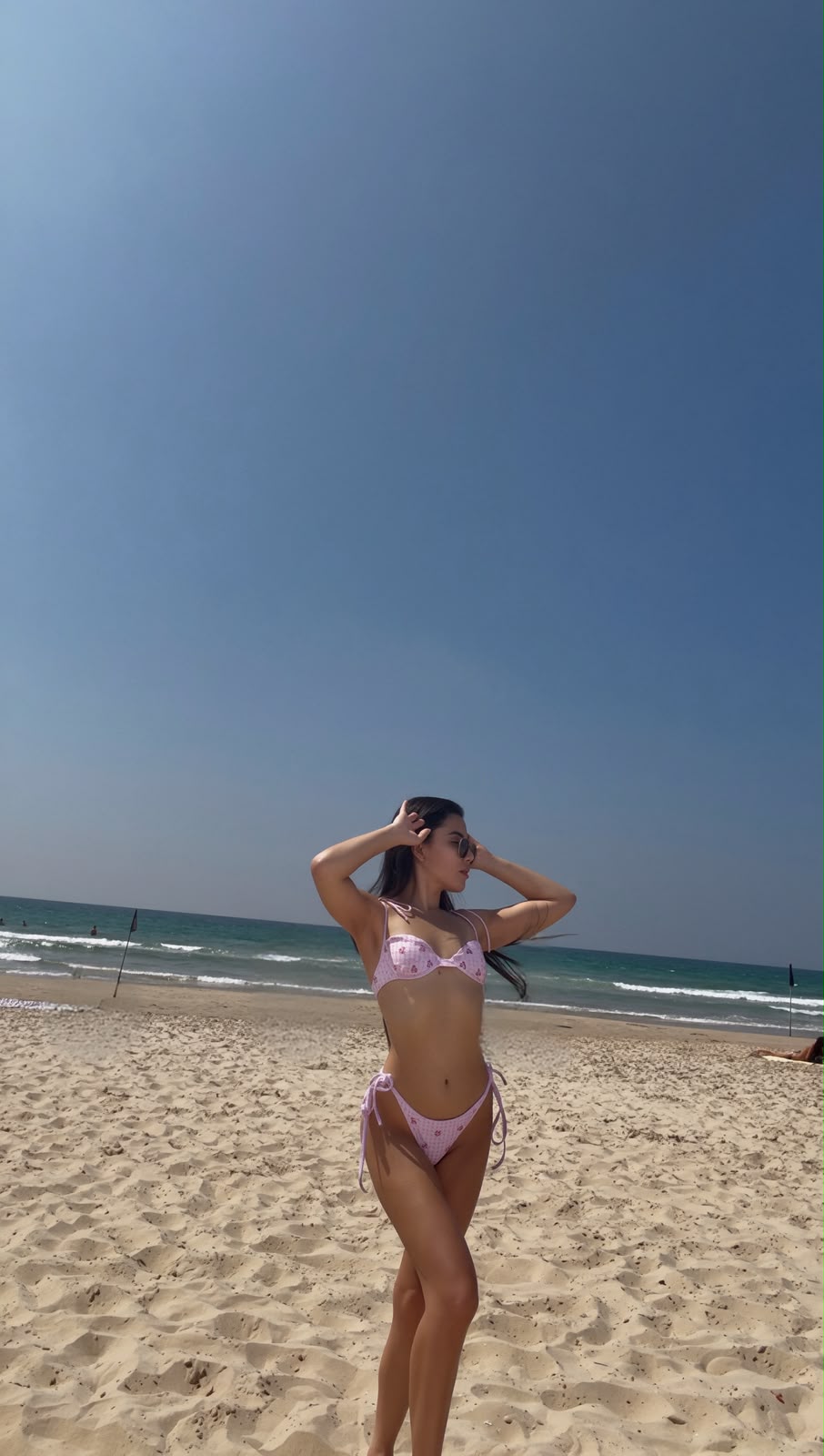 סלנה חדשה – נתניה כוסית על תיירת ברזילאית בת 22